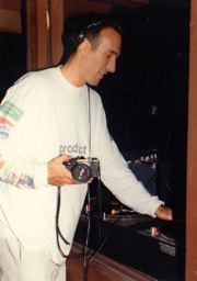 East_Coast_Rave_May_1993_Pic_29_DJ_DB.jpg